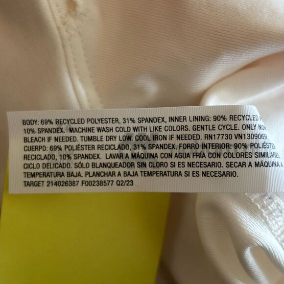 All in motion White V-Neck Sleeveless Top - Picture 5 of 5